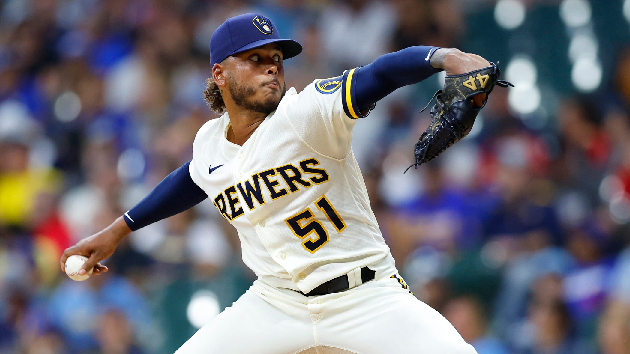 Brewers Vs. Giants: Flores And Lee Shine In San Francisco Win Brewers Vs. Giants: Flores And Lee Shine In San Francisco Win