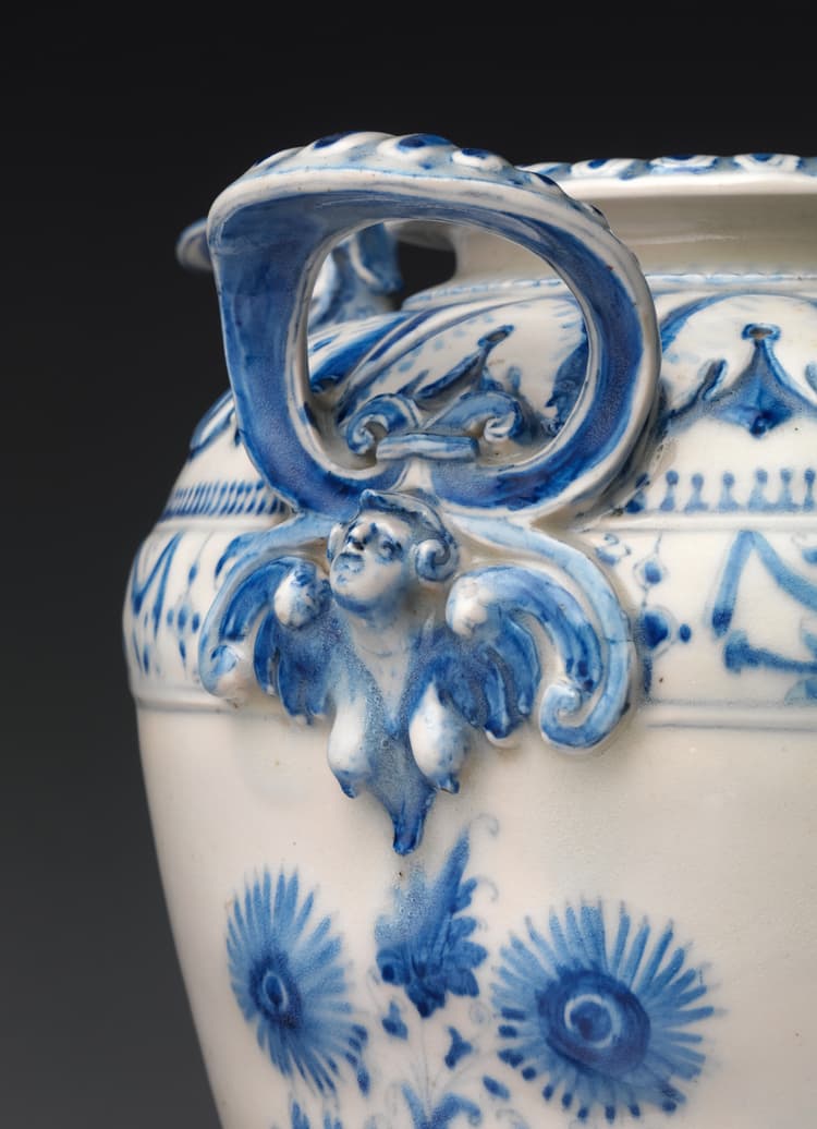 Reframing Chinoiserie: A Feminist Perspective From The Metropolitan Museum Of Art Reframing Chinoiserie: A Feminist Perspective From The Metropolitan Museum Of Art