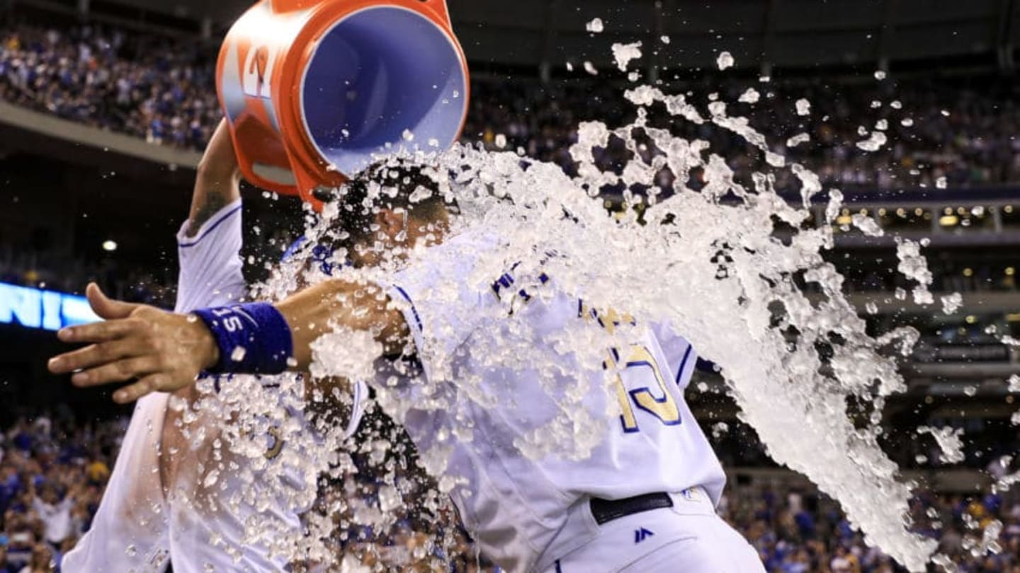 Royals Suffer Walk-Off Defeat Against Brewers In 11th Inning Royals Suffer Walk-Off Defeat Against Brewers In 11th Inning