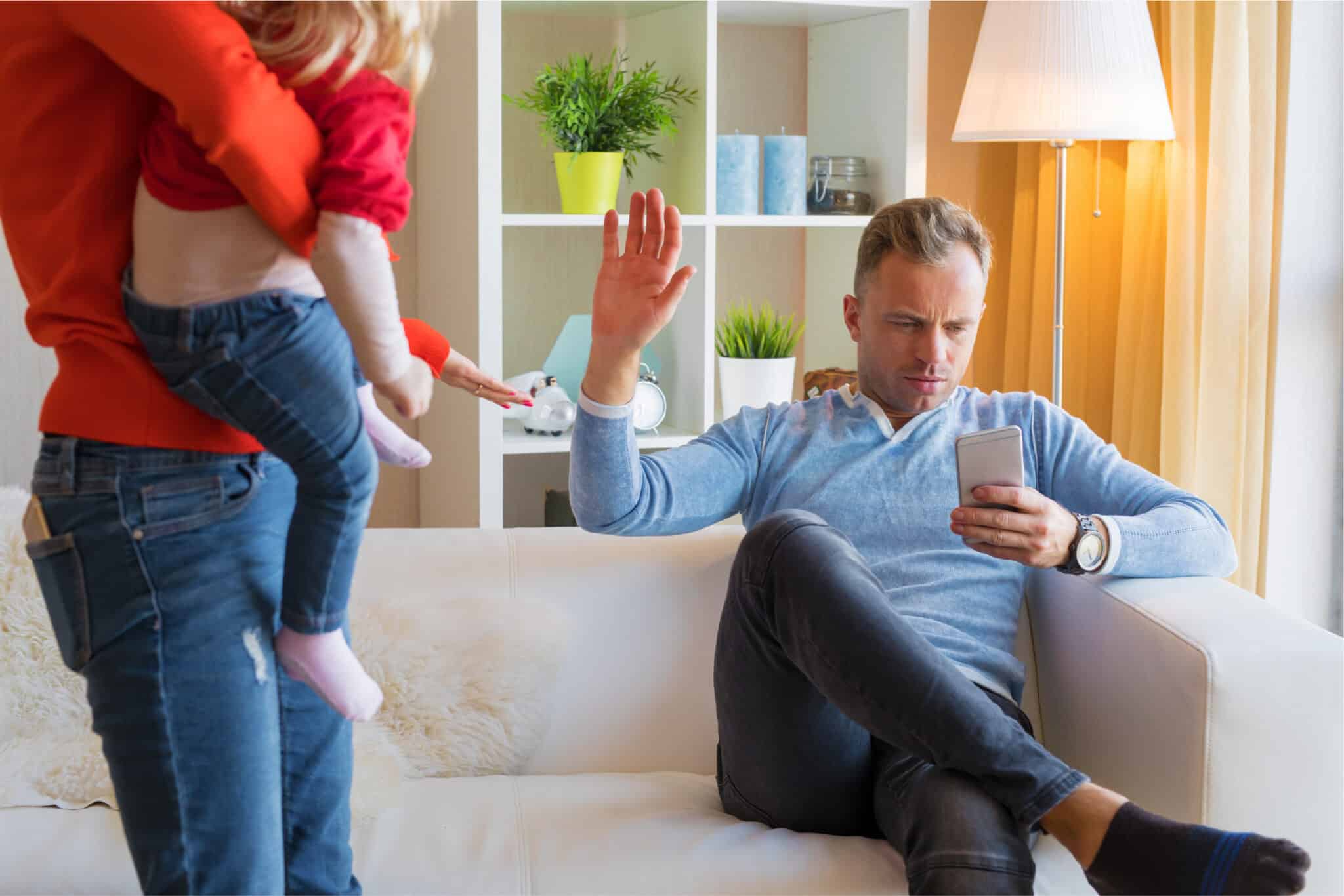 Signs Your Silent Divorce Is Unfolding: Recognizing The Warning Signs Signs Your Silent Divorce Is Unfolding: Recognizing The Warning Signs