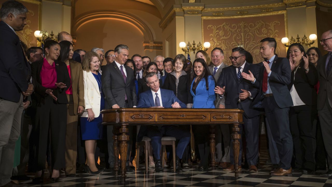 Soaring California Gas Prices: Governor Newsom's Appeal For Collaboration With Oil Industry Soaring California Gas Prices: Governor Newsom's Appeal For Collaboration With Oil Industry