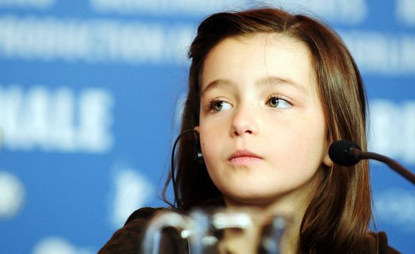 Sophie Nyweide: Child Actor In 'Mammoth' And 'Noah' Dies At 24 Sophie Nyweide: Child Actor In 'Mammoth' And 'Noah' Dies At 24