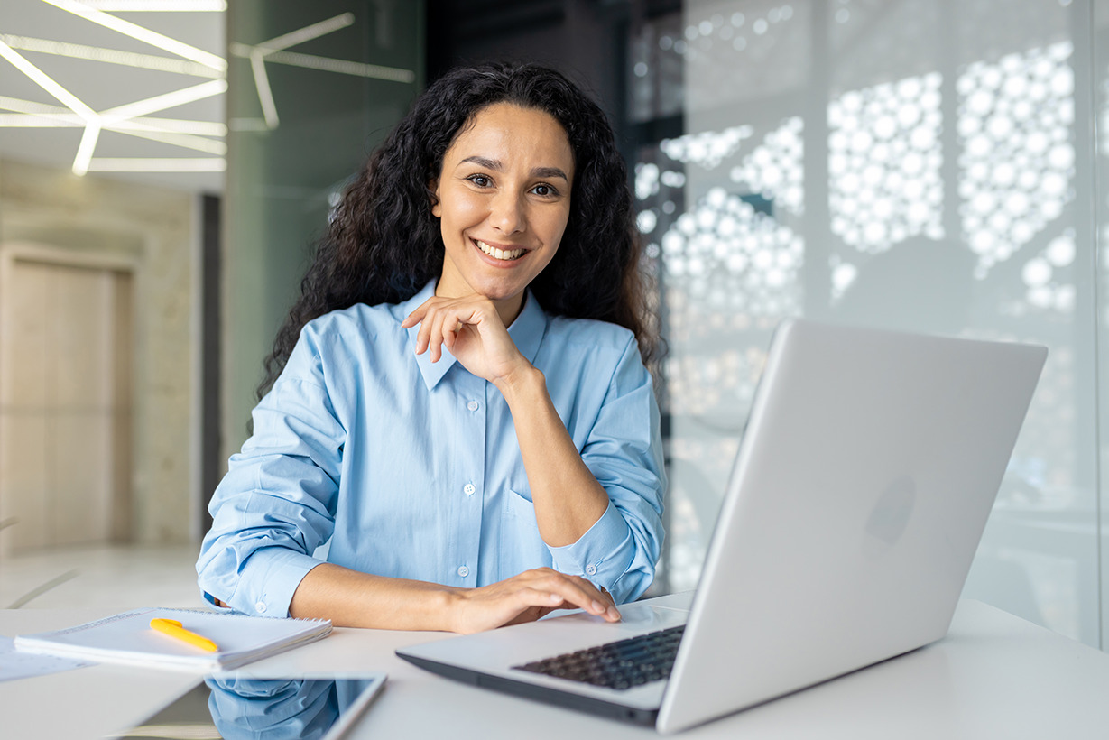 The Value Of Middle Managers: Bridging The Gap Between Leadership And Employees The Value Of Middle Managers: Bridging The Gap Between Leadership And Employees